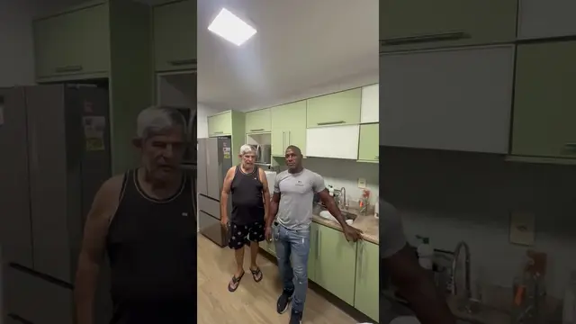 Envelopamento de móveis