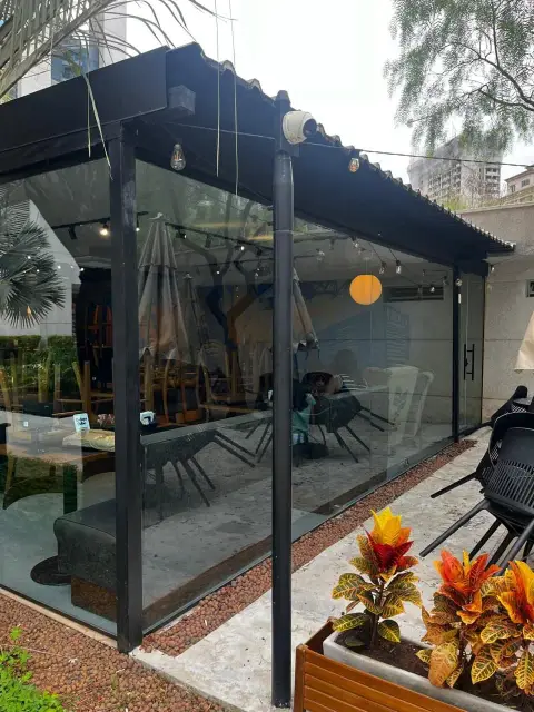 Película de segurança para vidro residencial